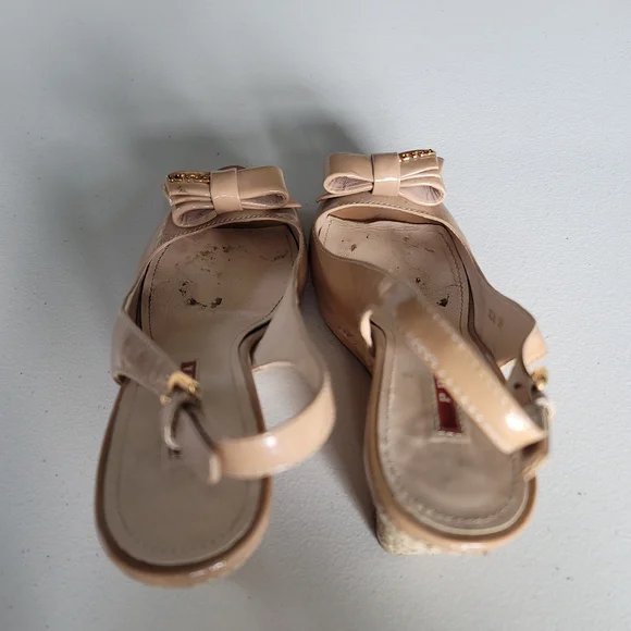 Prada Patent Leather Nude Beige Bow Wedges Slingback Size 38.5